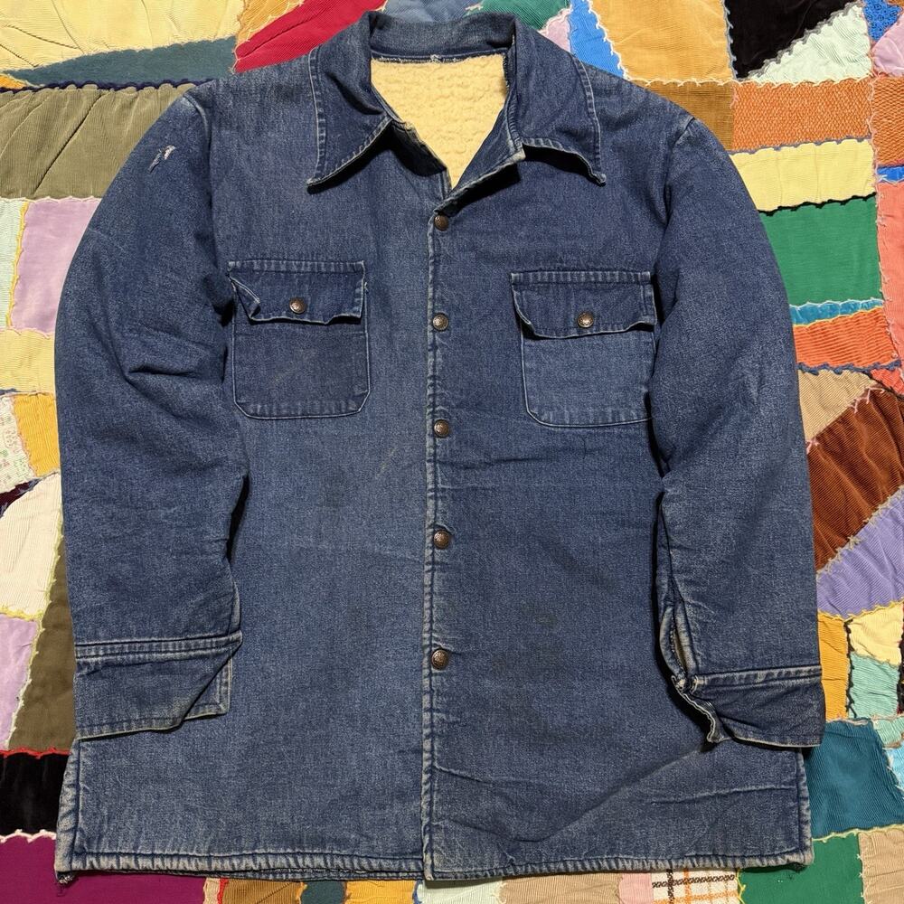 Vintage 70s Sherpa Lined Dark Washed Denim Jacket (Tagless) Large